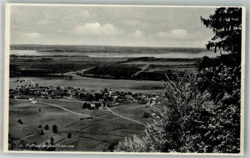 Rottau Panorama des Ortes mit St. Michael Kirche und Chiemsee Fotograf Bichler
