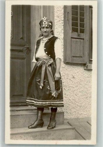 Frau Trachten Ungarn
