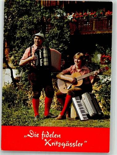 Triberg Die fidelen Kritzgässler mit Autogrammen Akkordeon Gitarre Fotograf Carle