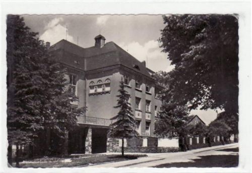 Schöneck Schöneck mit Krankenhaus gelaufen von 1965. leichte Abschürfungen, leichter Stempeldurchdruck, sonst gut erhalten