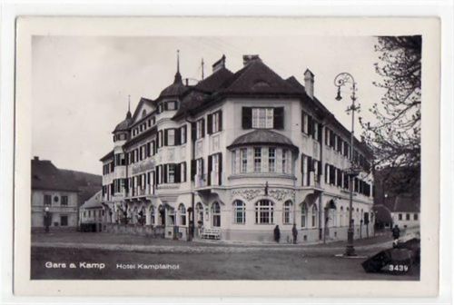 Gars a. Kamp mit Hotel Kamptalhof gelaufen, mit Marke und Stempel von 1940. Leichter Schrift- und Stempeldurchdruck, sonst gut erhalten