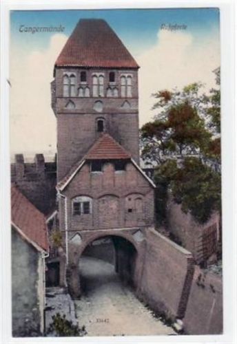 Tangermünde Tangermünde mit Roßpforte ungelaufen An den Ecke n leichte Abdrücke vom Album, sonst gut erhalten.