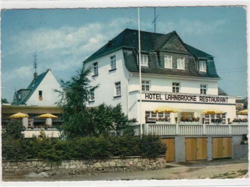Aumenau an der Lahn. Hotel-Restaurant Lahnbrücke gelaufen, mit MStempel von 1967, Marke entfernt kleiner Knick oben, unten und in der Mitte links, leicht fleckig, leichte Abschürfungen, sonst gut erhalten