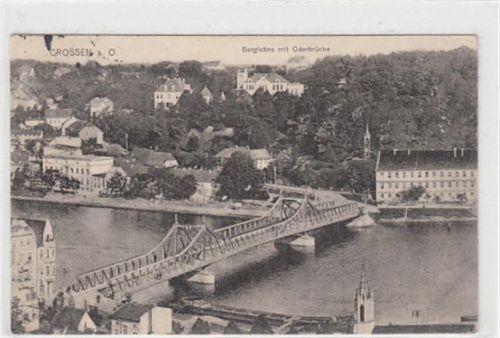 Crossen a.d. Oder Crossen a. O. / Krosno Odrzanskie. Berglehne Oderbrücke. 1914 Feldpost Leichte Stempelspuren. Rückseite leicht fleckig, sonst gut erhalten