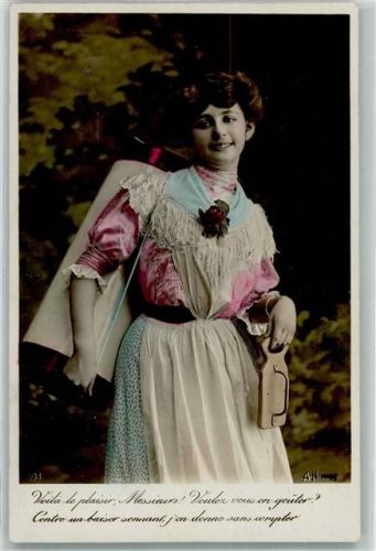 Tracht Butterfass Frauenschönheit AK