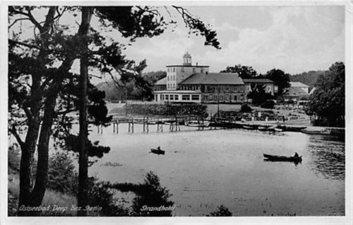 Greifenberg Ostseebad Deep / Mrzezyno - Kreis Greifenberg / Powiat Gryficki. Strandhotel ungelaufen kleiner Knick an der rechten oberen Ecke , sonst gut erhalten