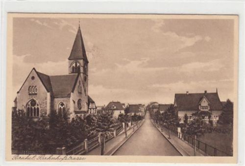 Brakel. Kirche in der Bahnhofstraße gelaufen, 1938. Gute Erhaltung.