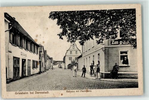 Griesheim Rathaus mit Marktplatz Fahrrad Uniform