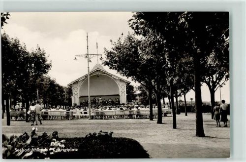 Seebad Ahlbeck Konzertplatz Musikpavillion Straßenlaterne