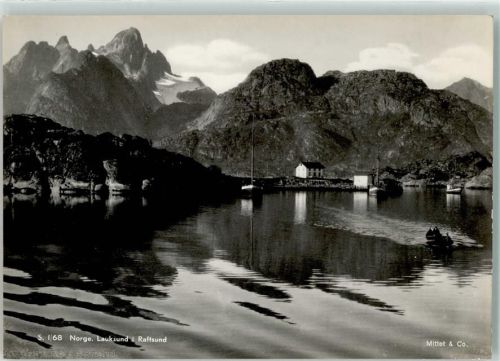 Lofoten Lauksund i Raftsund