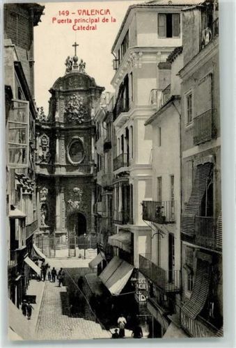 Valencia Puerta principal de la Catedral