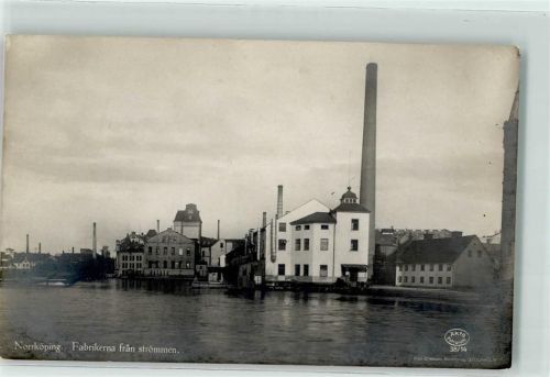 Norrköping Fabrikerna fran strömmen