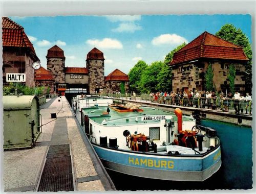 Minden Mittelland-Kanal Schleuse Frachtschiff HAMBURG