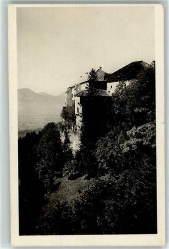 Köttmannsdorf Schloss Hollenburg gegen Karawanken