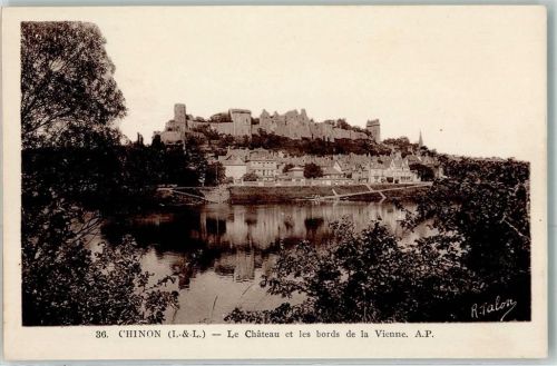 Chinon le Chateau et les bords de la Vinne