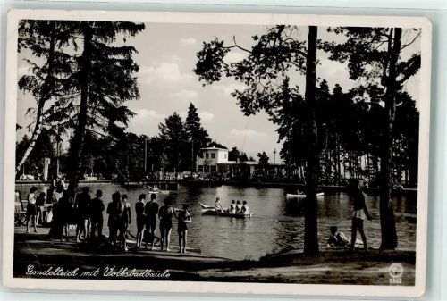Seifhennersdorf Gondelteich mit Volksbadgasthaus