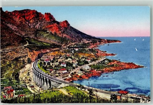Saint-Raphael Route de la Corniche D`Or a Antheor Bahnlinie