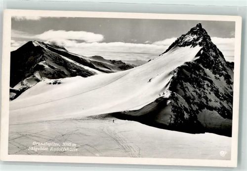 Rudolfshütte Winter Granatspitze beim Skigebiet Rudolfshütte Stempel Weißseeseilbahn