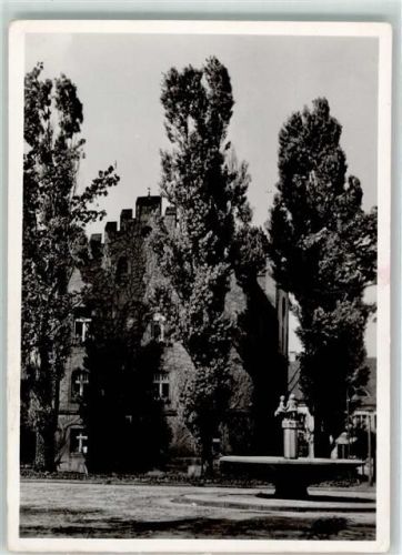 Peiswitz Pyskowice - Rathaus Brunnen