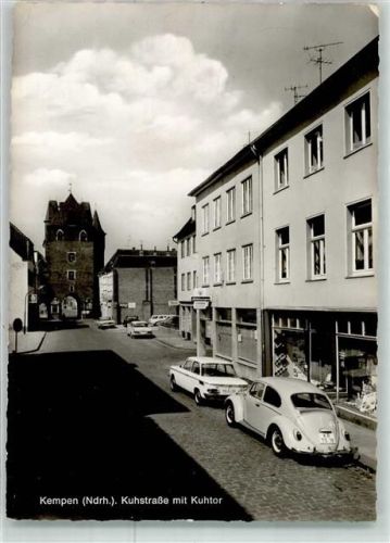 Kempen Kuhstraße mit Kuhtor VW Käfer BMW Mercedes