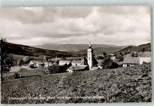 March mit Pfarrkirche St. Peter und Paul mit Hirschenstein-Massiv