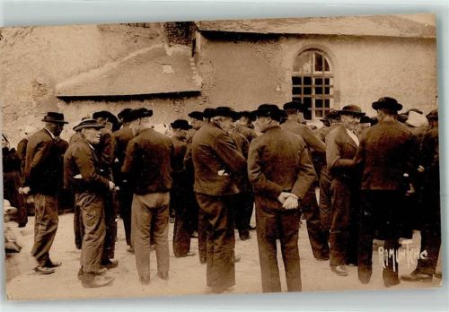 Saint-Jean-de-Monts Sortie de messe Tracht
