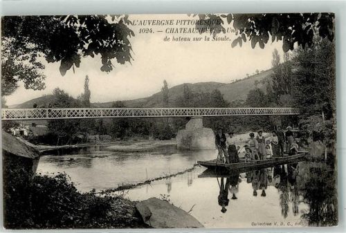 Chateauneuf-les-Bains 1905 une Bateau sur la Sioule
