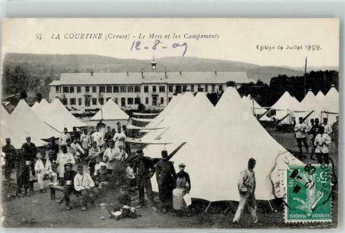 La Courtine 1909 le Mess et les Camements Uniform