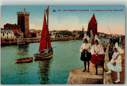 Les Sables-d'Olonne le Chenal et la Tour d`Atundel Tracht Segelboot