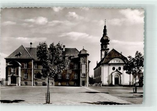 67459 W6737 Böhl-Iggelheim Foto AK Ev. Kirche und Volksschule