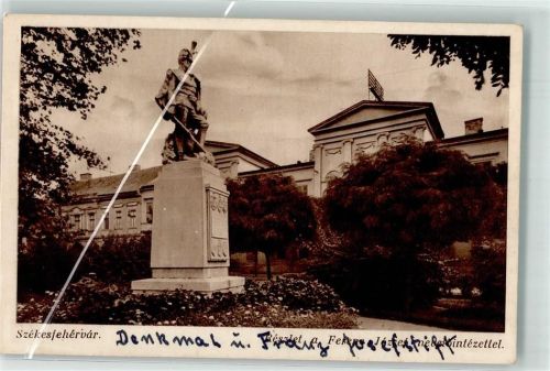 Szekesfehervar Denkmal Franz Josef Strich auf Bildseite