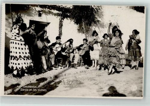 Granada Tracht Tanz Gitarren
