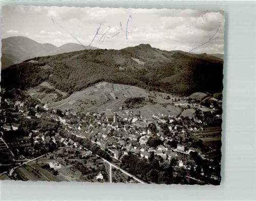 Staufen Fliegeraufnahme Striche auf der Bildseite Foto Original aus Archiv eines Ansichtskartenverlags