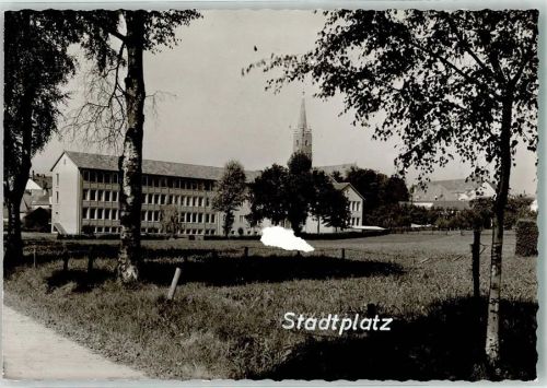 Eggenfelden Stadtplatz FOTO KEINE AK Ort handschriftlich