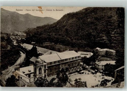 Savona Piazza del Santurio