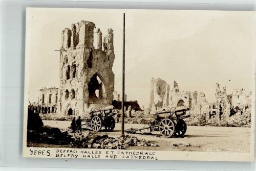 Ypres Kirche Ruine Kanonen