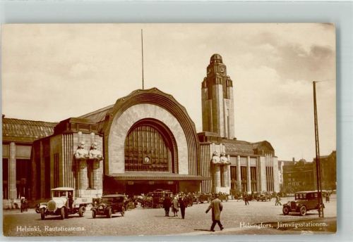 Helsinki Bahnhof Architektur Auto LKW Oldtimer