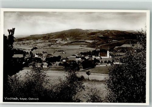 Viechtach mit der Stadtpfarrkirche St. Augustinus Verlag Kratzer