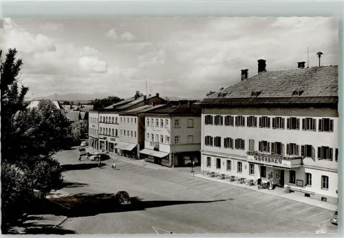 Holzkirchen Marktplatz mit Gasthaus Oberbräu