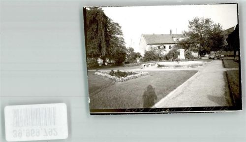 Trostberg Brunnen am Caroplatz Foto Original aus Archiv eines Ansichtskartenverlags Ort handschriftlich