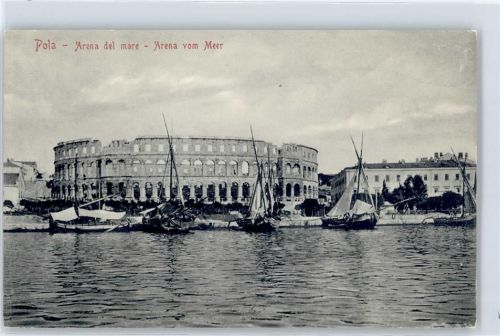 Pula Arena del mare, Arena vom Meer, Boote