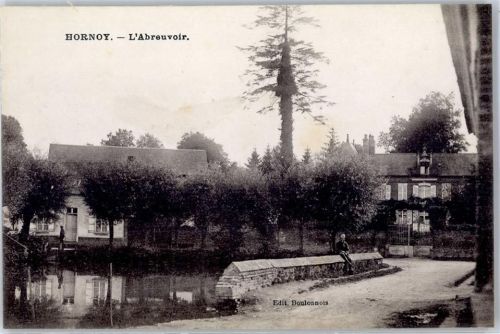 Hornoy-le-Bourg L Abreuvoir