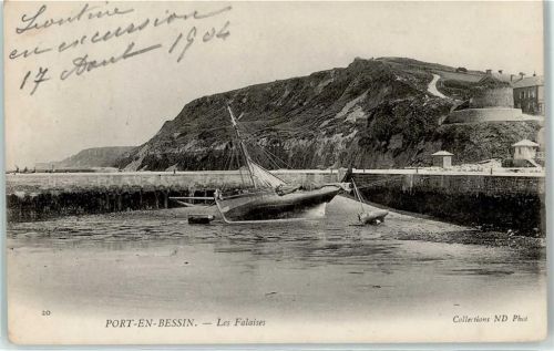 Port-en-Bessin-Huppain 1904 Les Falaises
