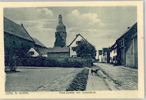Zons Feldstrasse mit Judenturm