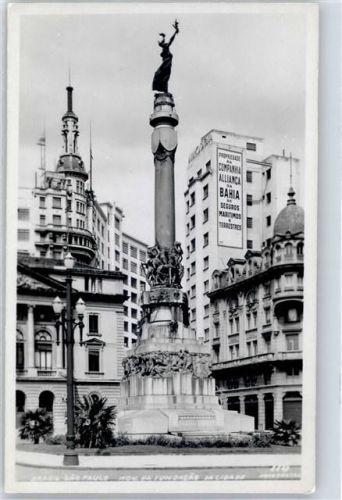 Sao Paulo Statue
