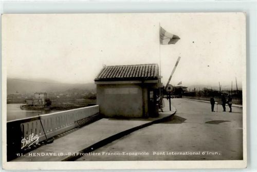 64700 Hendaye Foto AK Grenze Frankreich Spanien