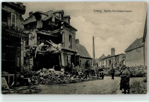 Crouy zerstörte Strasse rechts Schutzbarrikaden