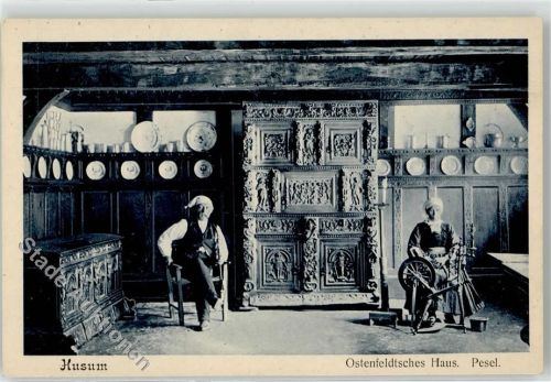 Husum Ostenfelder Haus Pesel mit Rotter Abendmahlsschrank Spinnrad