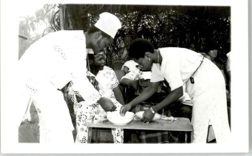 Abuja Siemens Einweihungsfeier neues Kraftwaerk lokale Politiker Siemensmitarbeiter 1964 Ughelli Power Plant