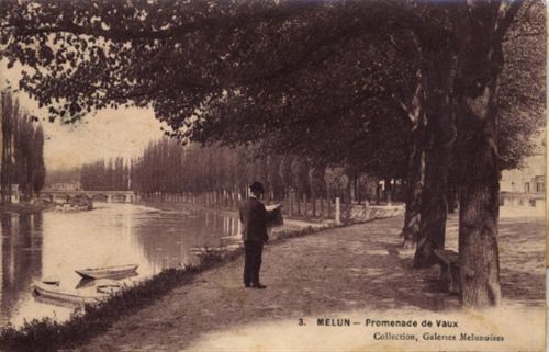 Melun Melun (Frankreich) Leporello, Promenade de Vaux II- (Ecken abgestossen, fleckig VS/RS, Stauchungen)